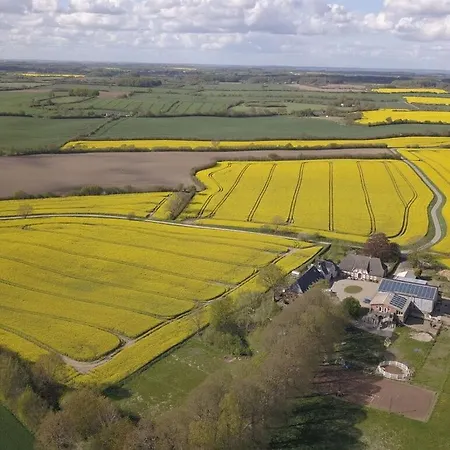 Farm Fraulund - Nielueck * Rugge